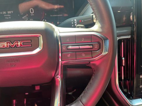 Used 2025 GMC Yukon XL Elevation AWD/4WD image 30
