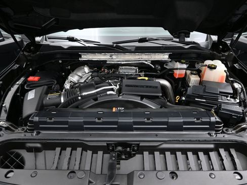 Used 2020 GMC Sierra 2500 AT4 w/ AT4 Premium Package image 7