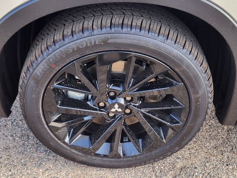 New 2025 Mitsubishi Outlander SEL Black Edition image 7