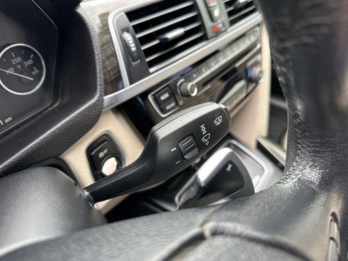 Used 2017 BMW 330i Sedan image 25