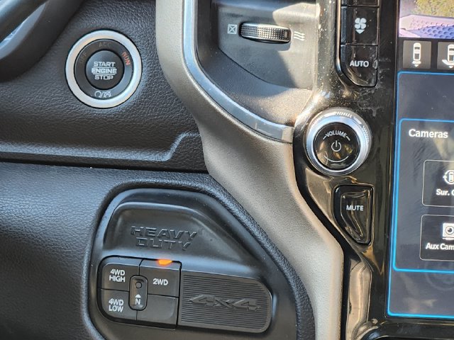 Used 2023 RAM 2500 Laramie AWD/4WD image 18