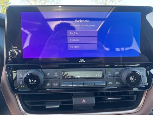 Used 2026 Toyota Grand Highlander AWD Hybrid image 35