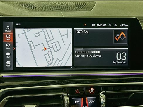 Used 2021 BMW X7 xDrive40i w/ M Sport Package AWD/4WD image 15