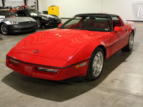 Used 1990 Chevrolet Corvette Coupe image 12