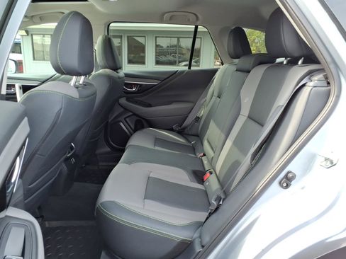 Used 2023 Subaru Outback Onyx Edition image 4