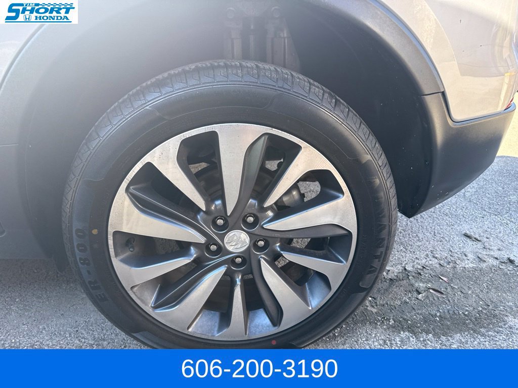 Used 2022 Buick Encore Preferred AWD/4WD image 10