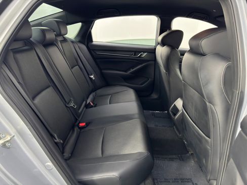 Used 2018 Honda Accord Sport image 34