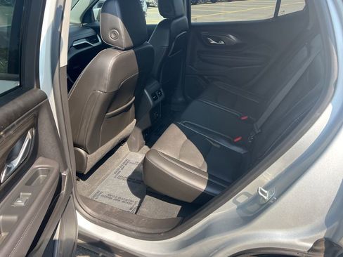 Certified 2022 GMC Terrain SLT w/ Infotainment Package II image 11