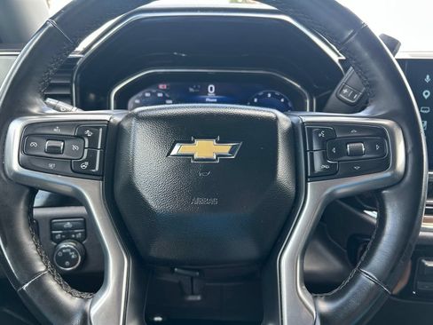 Used 2025 Chevrolet Silverado 1500 LT RWD image 22