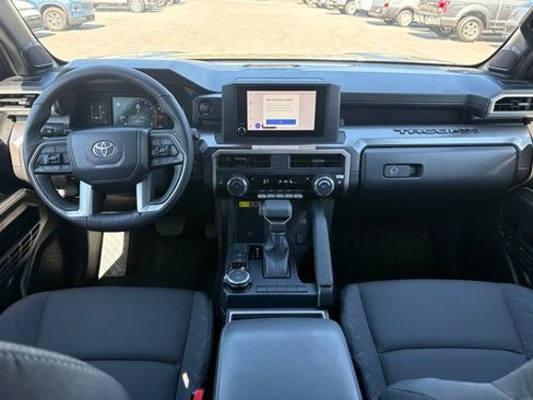 Used 2025 Toyota Tacoma SR5 image 12