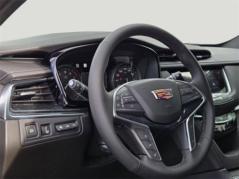 New 2026 Cadillac XT5 Premium Luxury w/ Driver Assist Package image 11