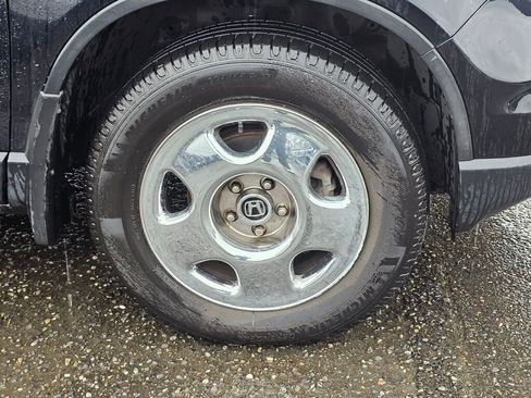 Used 2010 Honda CR-V LX image 9