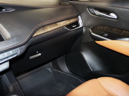 Used 2020 Cadillac XT4 Premium Luxury image 52