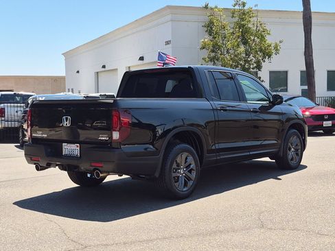Used 2023 Honda Ridgeline Sport image 5