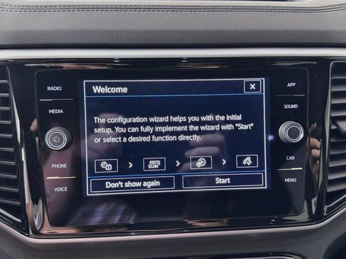 Certified 2023 Volkswagen Atlas Cross Sport SE w/ Panoramic Sunroof Package FWD image 14