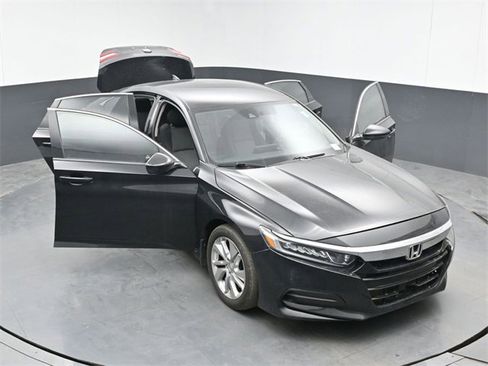 Used 2018 Honda Accord LX image 46