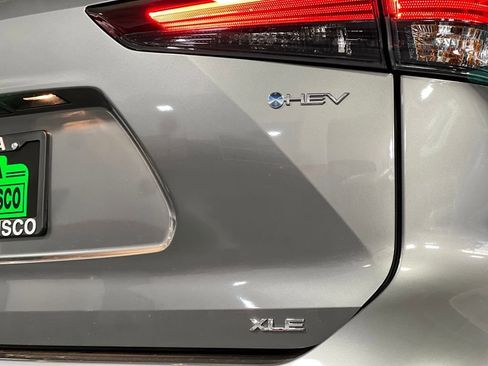 New 2026 Toyota Highlander XLE image 7