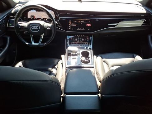 Used 2020 Audi Q8 Premium Plus AWD/4WD image 10