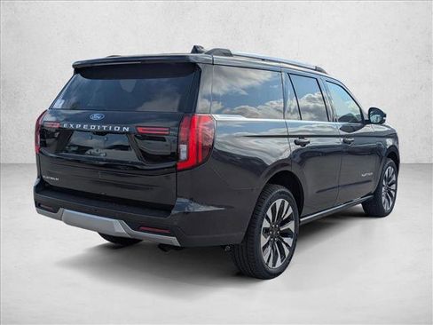 New 2025 Ford Expedition Platinum w/ Driver's Package image 5