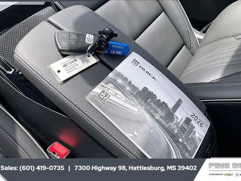 New 2026 Buick Envision Avenir image 9