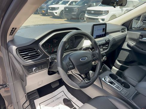 Certified 2020 Ford Escape SEL FWD image 10