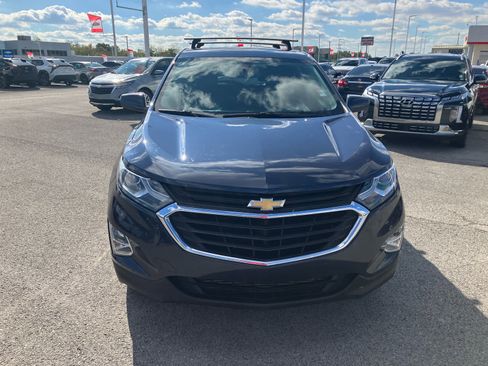 Used 2019 Chevrolet Equinox LT image 2