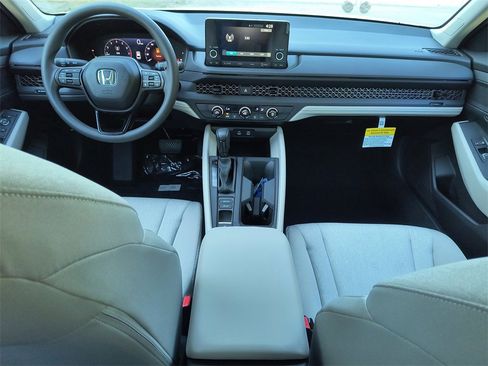 New 2025 Honda Accord LX image 10