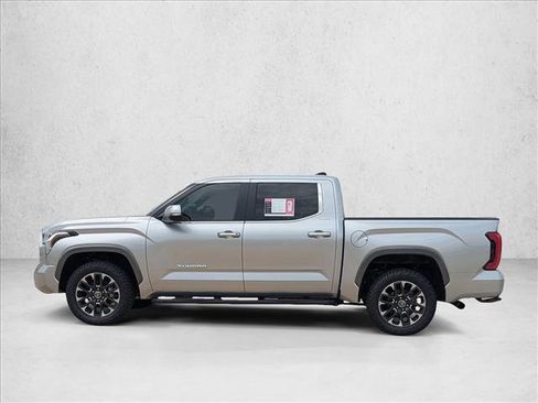 Used 2024 Toyota Tundra Limited w/ Power Package AWD/4WD image 8