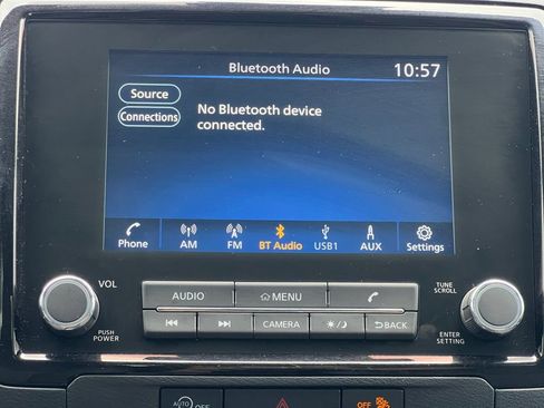 Certified 2024 Nissan Frontier SV AWD/4WD image 9