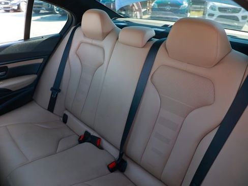 Used 2015 BMW M3 image 8