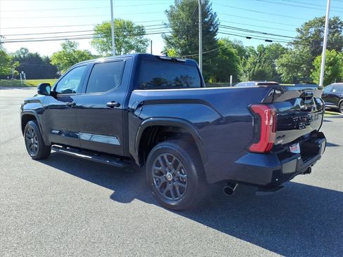 Used 2024 Toyota Tundra Platinum AWD/4WD image 12
