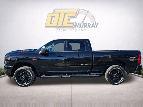 New 2026 RAM 2500 Laramie AWD/4WD image 9