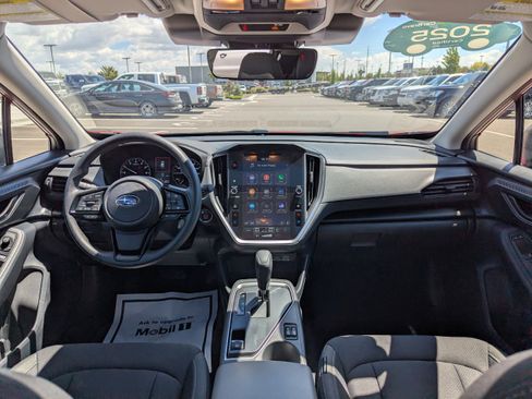Used 2025 Subaru Crosstrek 2.0i Premium AWD/4WD image 28