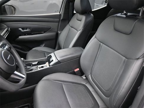 Used 2025 Hyundai Santa Cruz SEL image 19