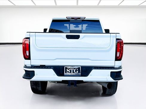 Used 2022 GMC Sierra 2500 AT4 w/ AT4 Premium Plus Package image 5