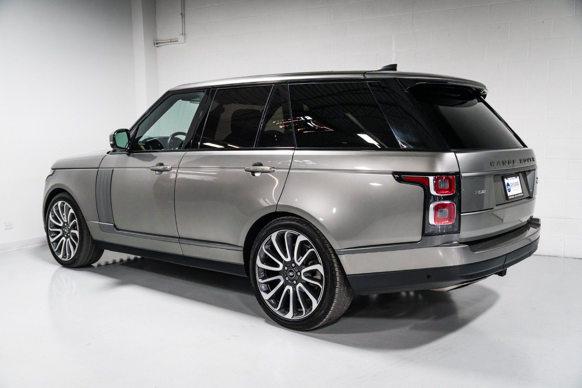 Used 2018 Land Rover Range Rover HSE AWD/4WD image 5