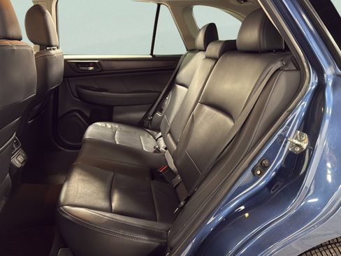 Used 2019 Subaru Outback 2.5i Limited image 28