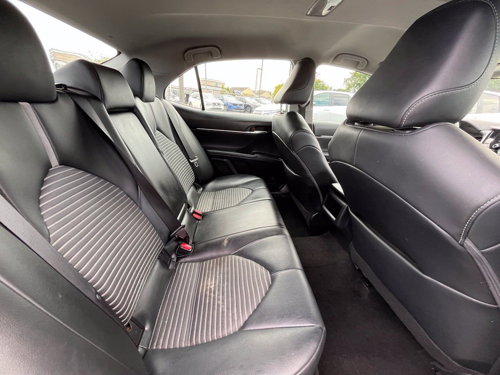 Used 2022 Toyota Camry SE FWD image 28