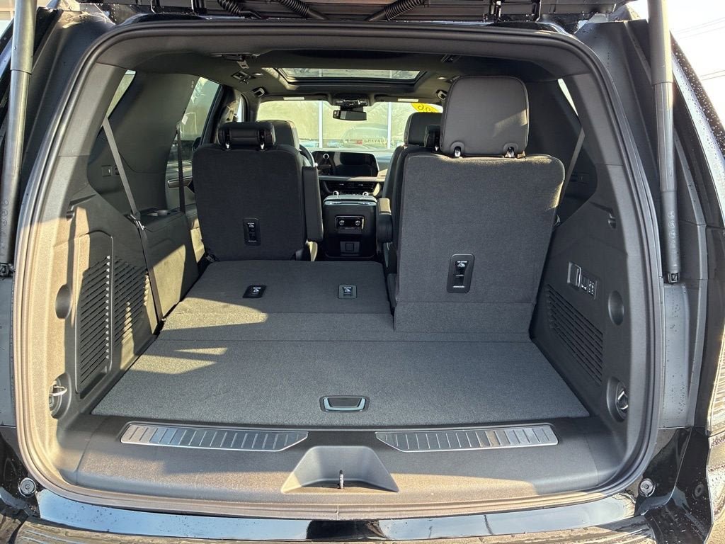 New 2026 Chevrolet Tahoe Premier w/ Sun And Tow Package AWD/4WD image 28