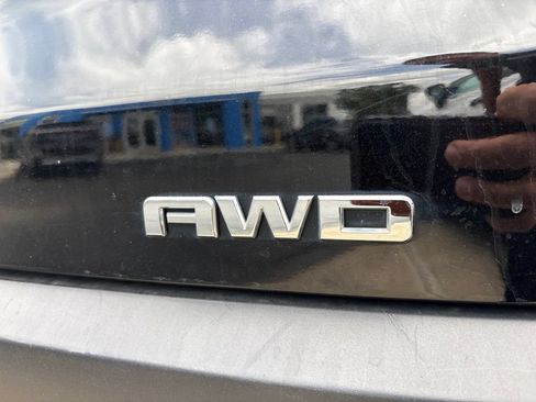 Used 2019 GMC Acadia SLT AWD/4WD image 5