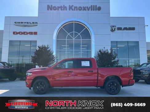 Used 2025 RAM 1500 Big Horn AWD/4WD image 2