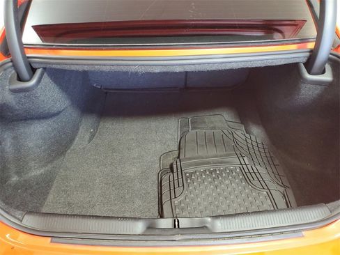 Used 2017 Dodge Charger SE w/ Blacktop Package image 22