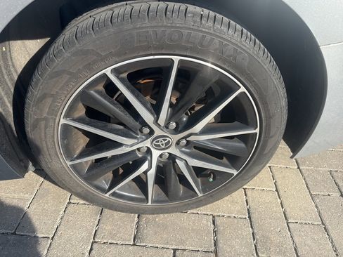 Certified 2022 Toyota Camry SE image 10