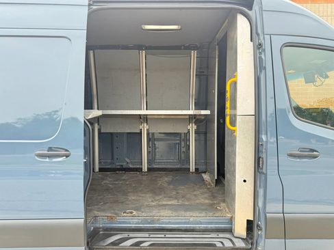 Used 2019 Mercedes-Benz Sprinter 170 image 15