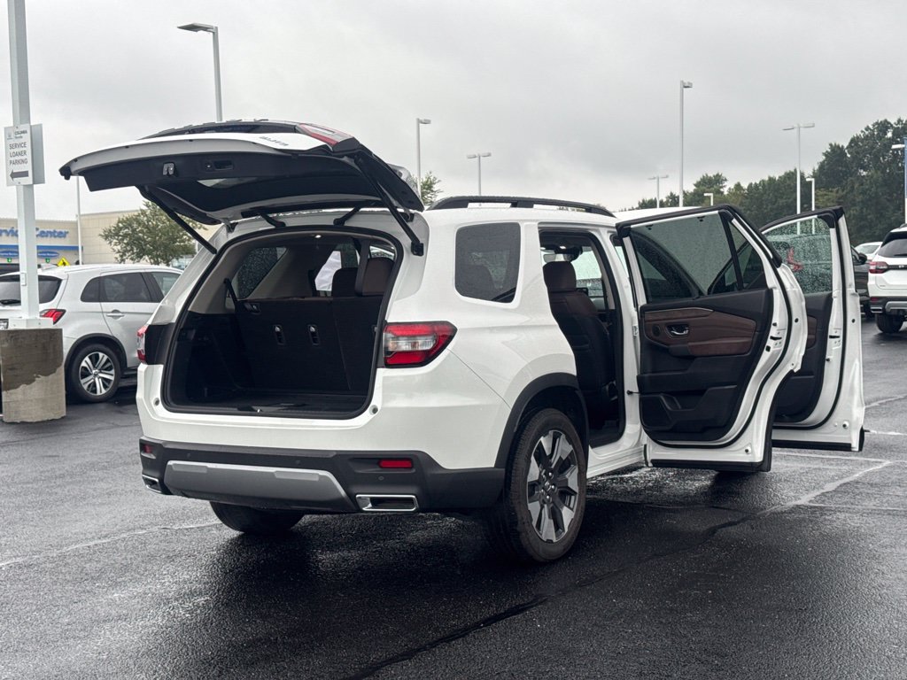 Used 2026 Honda Pilot Elite image 17