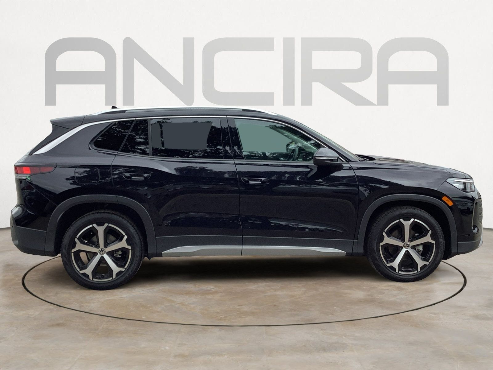 New 2026 Volkswagen Tiguan SE FWD image 9