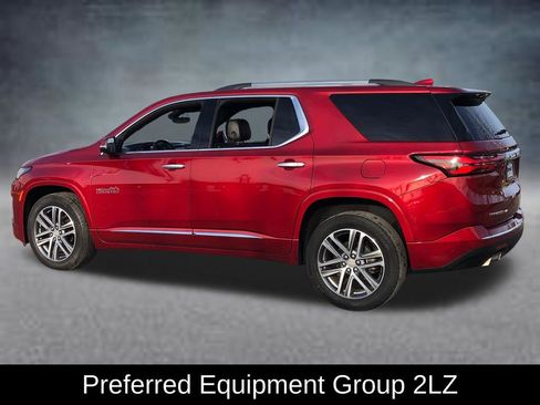 Used 2023 Chevrolet Traverse High Country AWD/4WD image 4