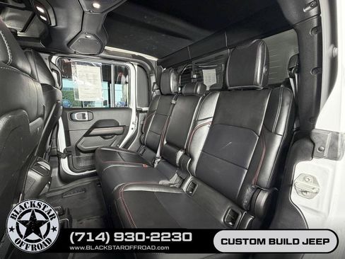 Used 2024 Jeep Gladiator Rubicon AWD/4WD image 20