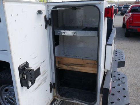 Used 2022 Ford F250 XL w/ Power Equipment Group RWD image 10