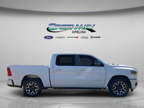 New 2026 RAM 1500 Laramie AWD/4WD image 7